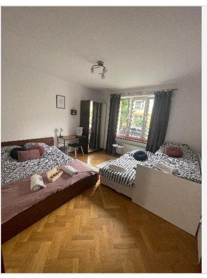 Cheerful 3 Bedroom City House Cracóvia Exterior foto